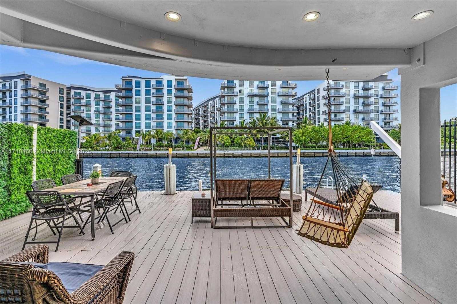 Small Image of 1044 NORTH WEST N RIVER, Miami Number 11