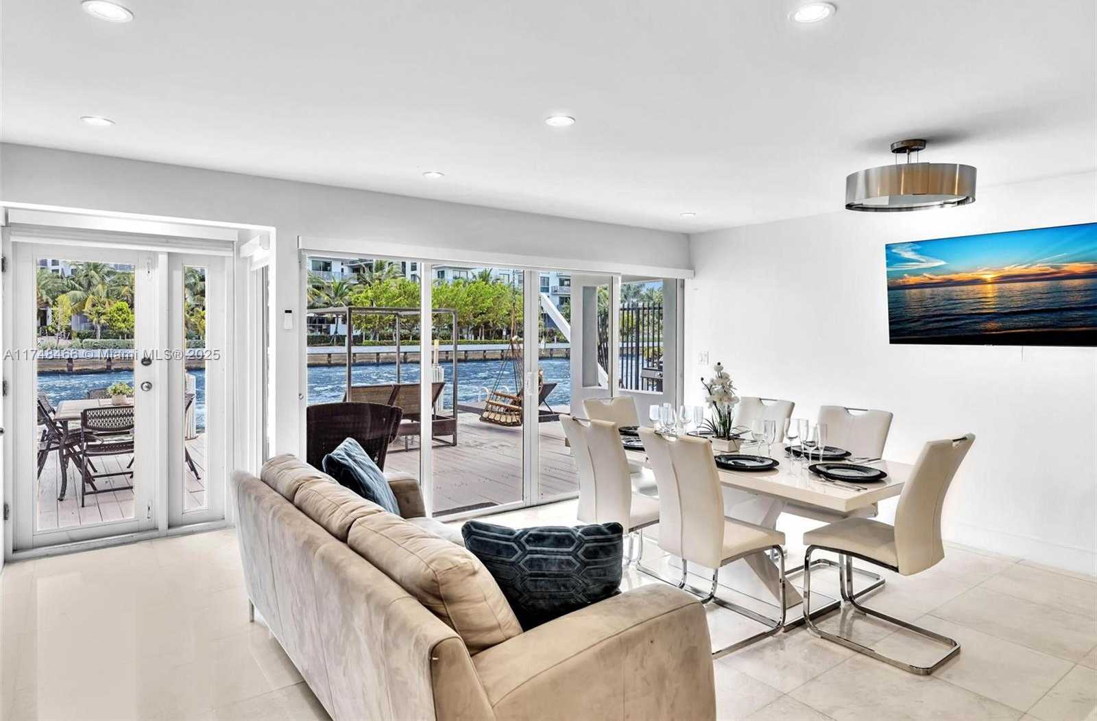 Small Image of 1044 NORTH WEST N RIVER, Miami Number 14