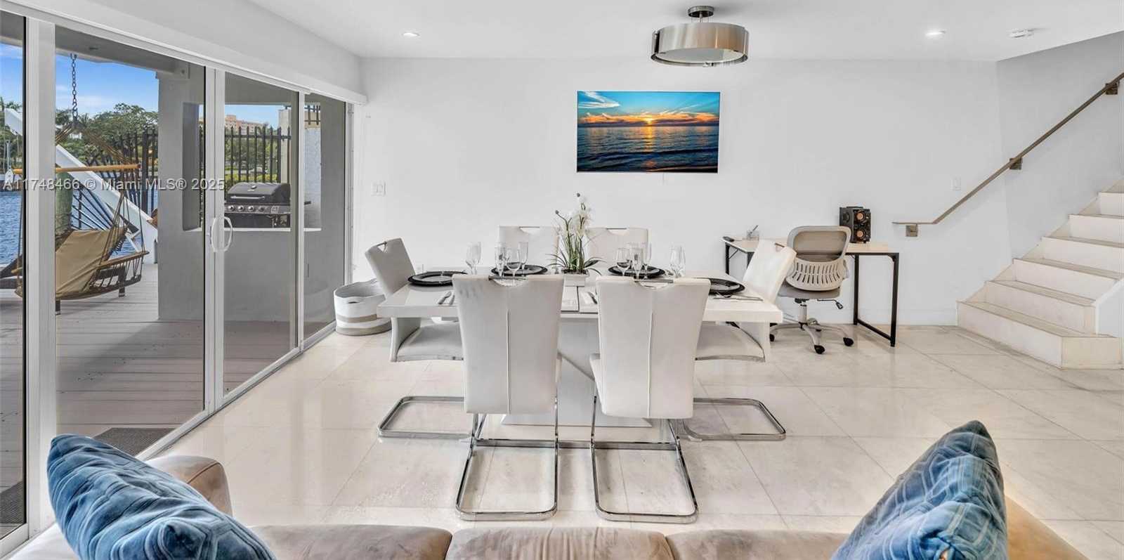 Small Image of 1044 NORTH WEST N RIVER, Miami Number 16