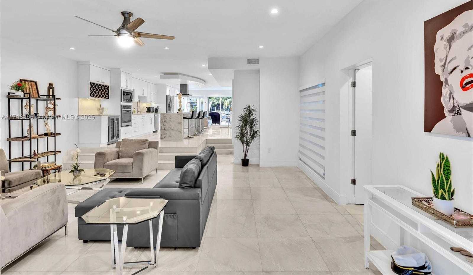 Small Image of 1044 NORTH WEST N RIVER, Miami Number 19