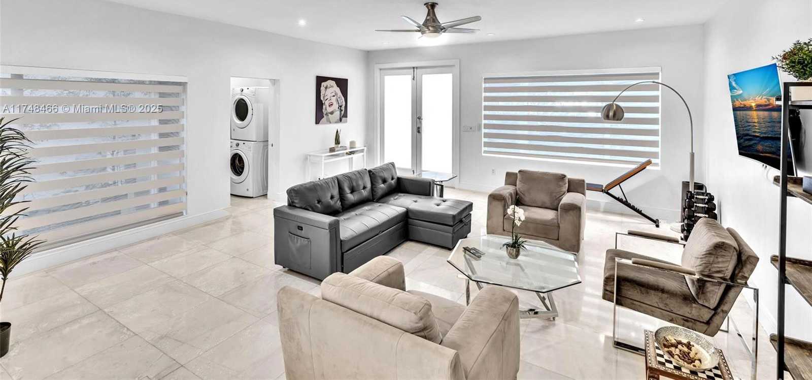 Small Image of 1044 NORTH WEST N RIVER, Miami Number 21