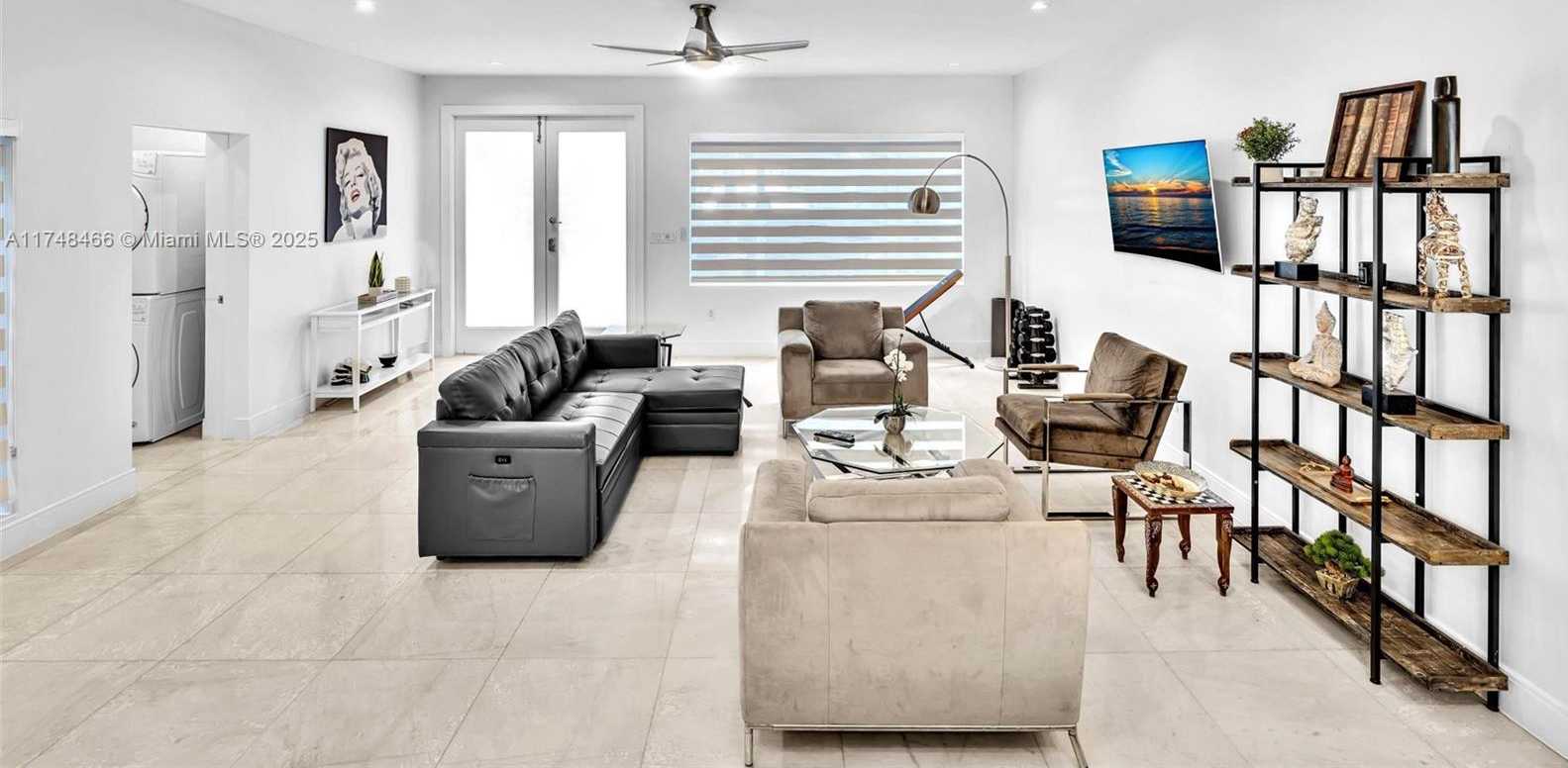 Small Image of 1044 NORTH WEST N RIVER, Miami Number 22