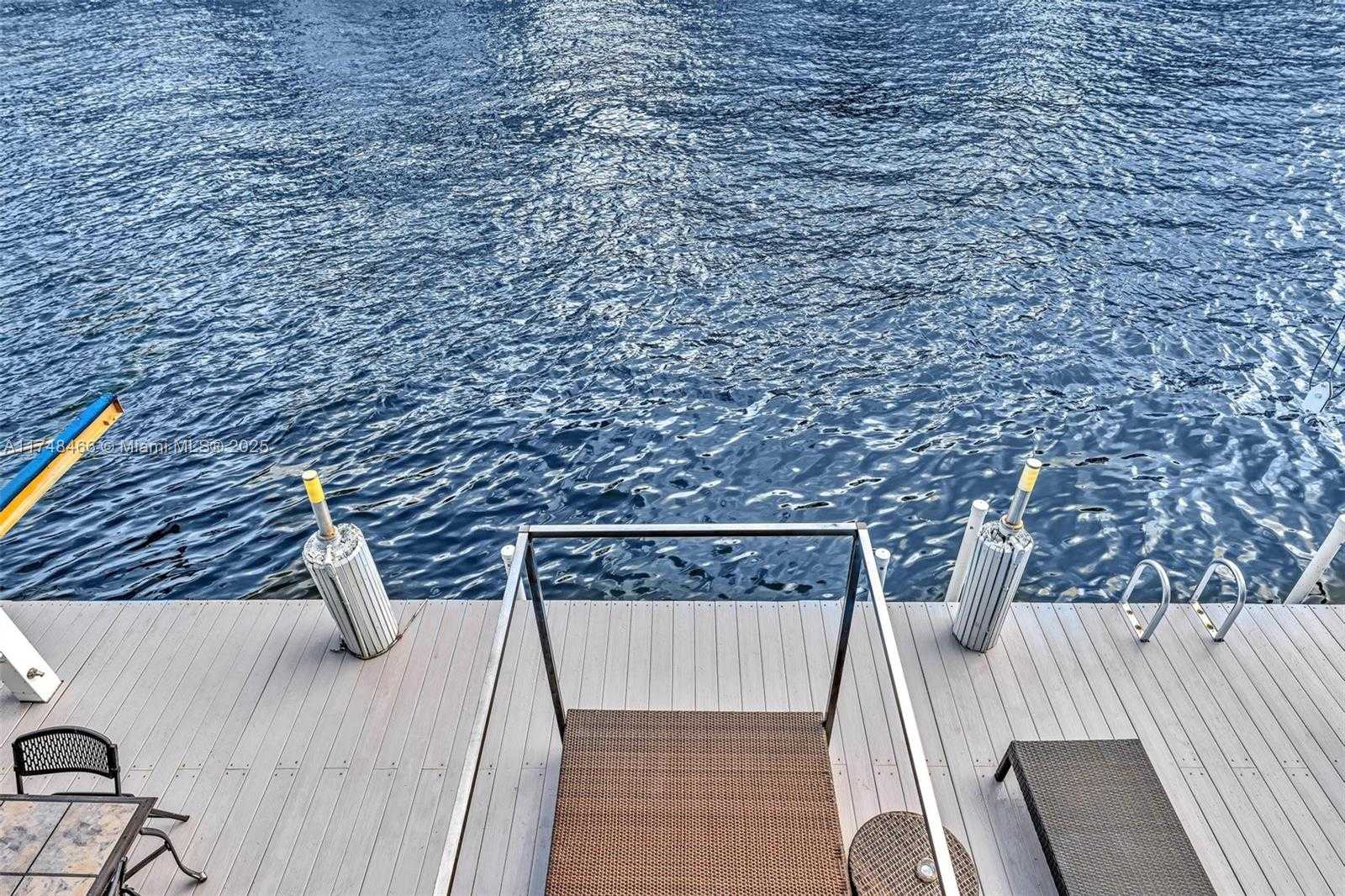 Small Image of 1044 NORTH WEST N RIVER, Miami Number 57