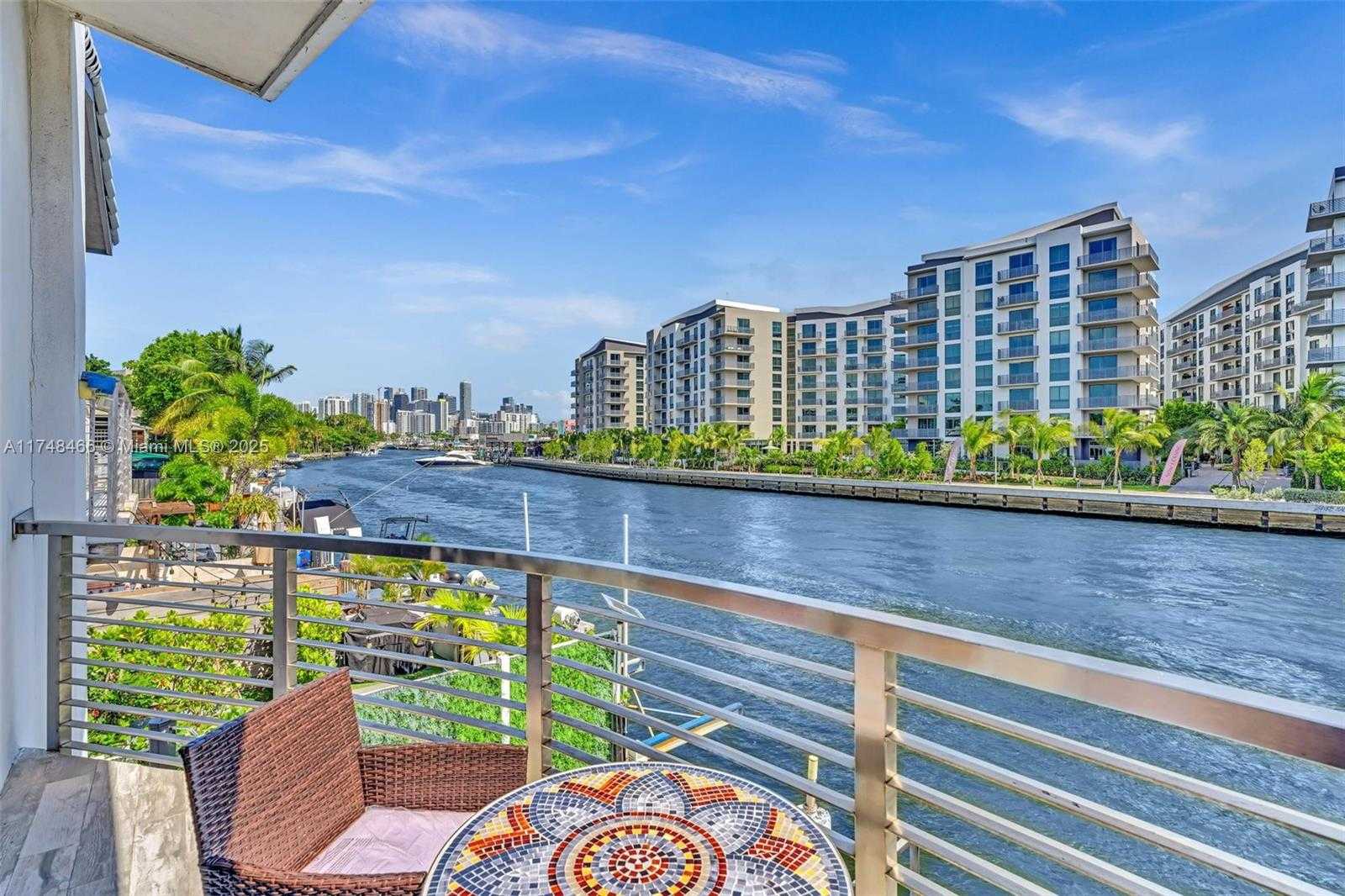 Small Image of 1044 NORTH WEST N RIVER, Miami Number 7