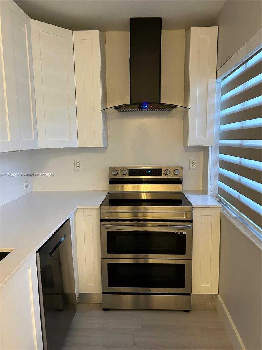 Small Image of 22511 SOUTH WEST 88TH PL, Cutler Bay Number 9