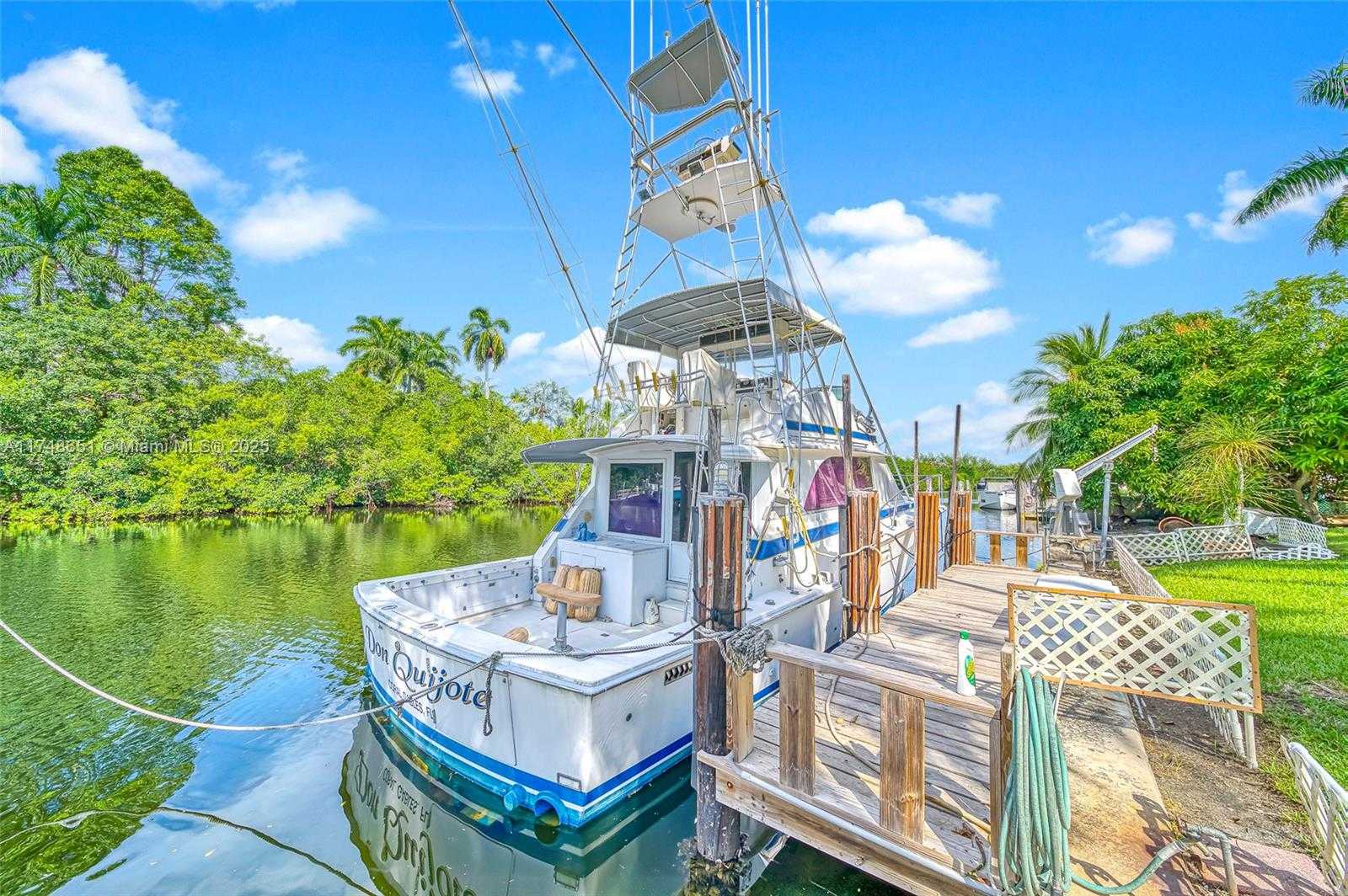 Small Image of 9370 BALADA ST, Coral Gables Number 10