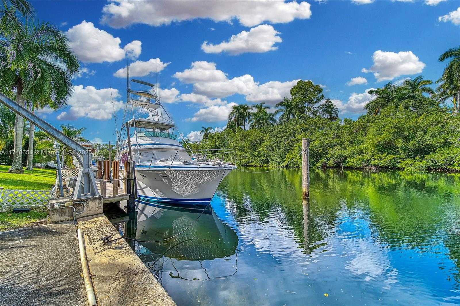 Small Image of 9370 BALADA ST, Coral Gables Number 9