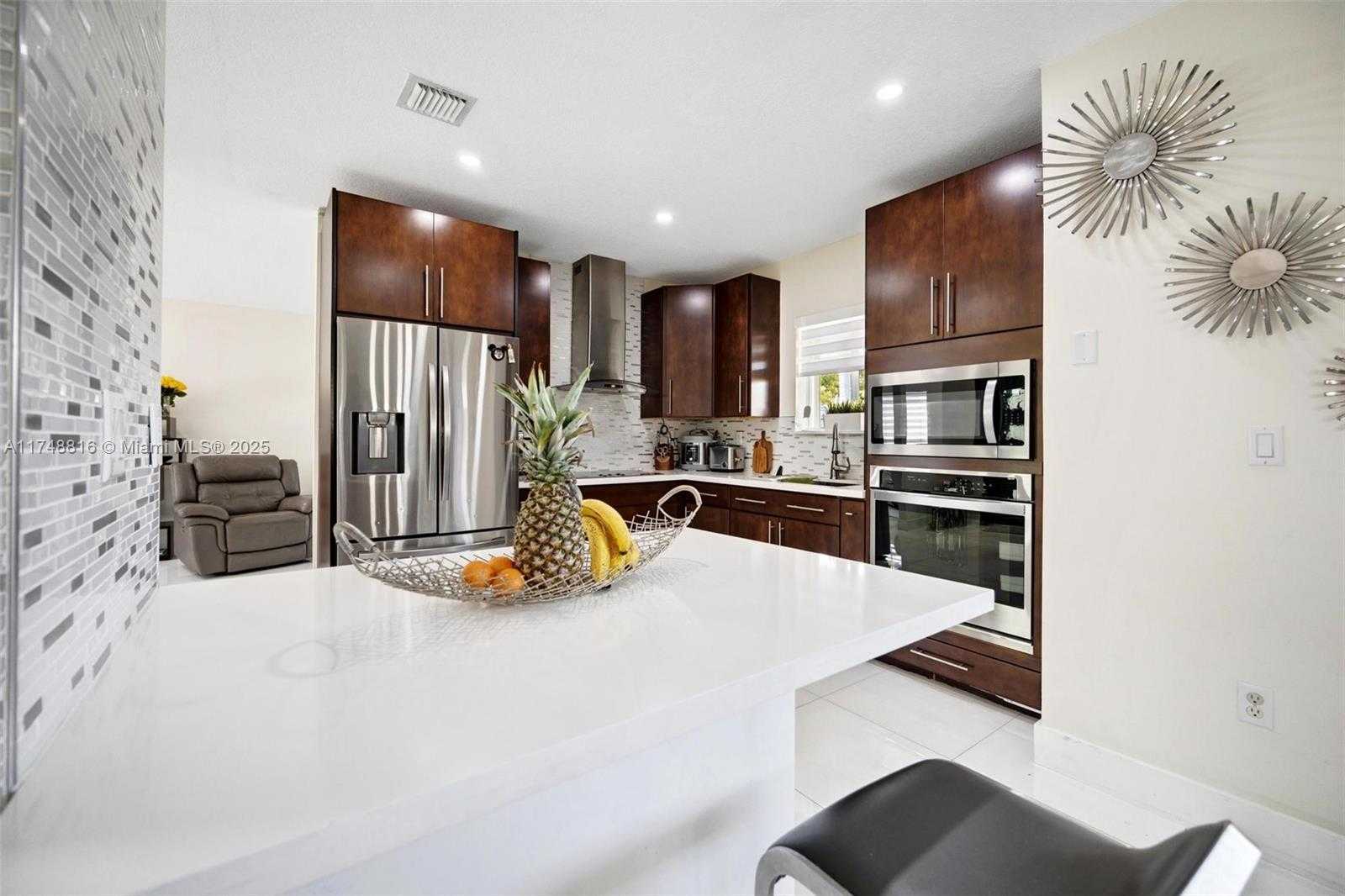 Small Image of 8851 SOUTH WEST 208TH TER, Cutler Bay Number 10