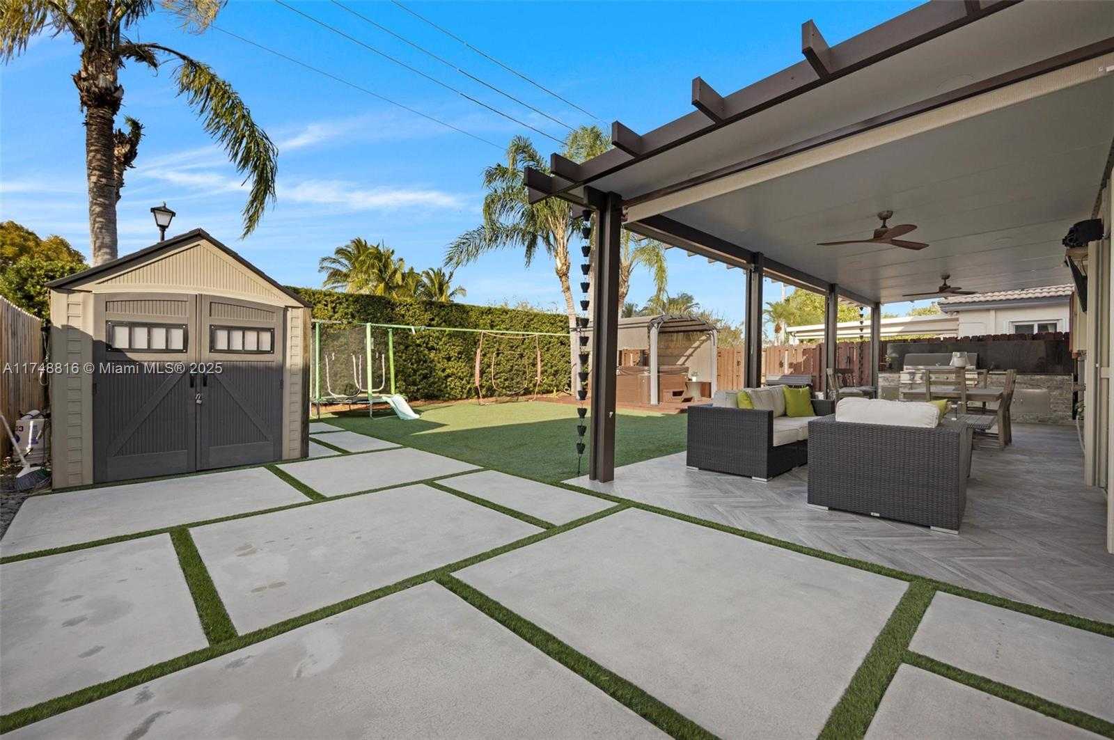 Small Image of 8851 SOUTH WEST 208TH TER, Cutler Bay Number 46