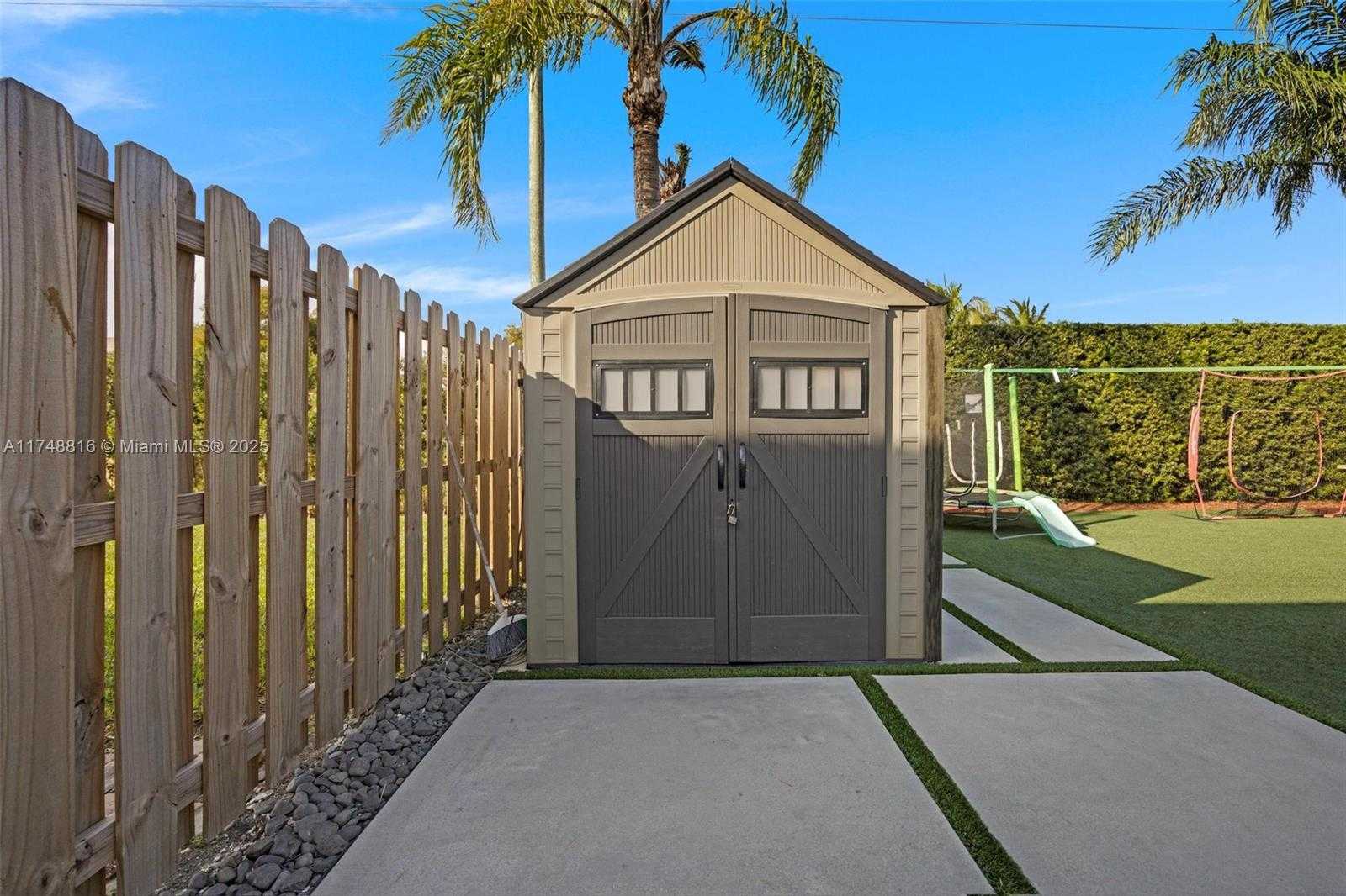 Small Image of 8851 SOUTH WEST 208TH TER, Cutler Bay Number 49