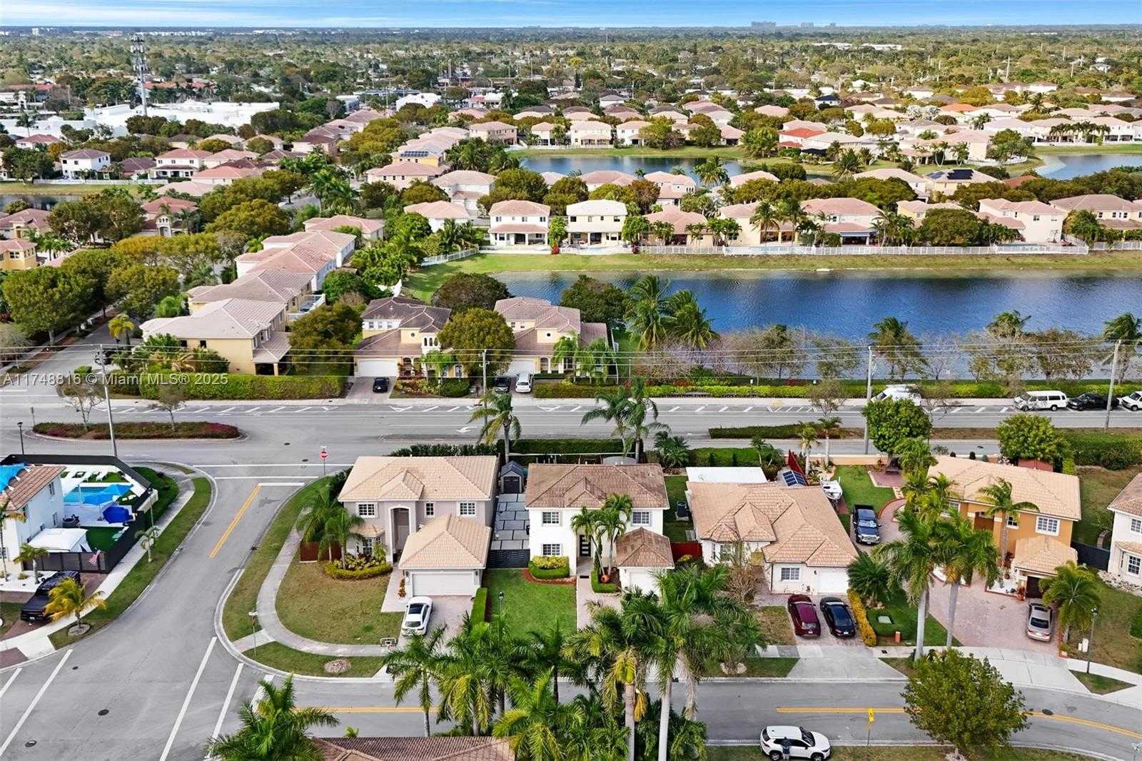 Small Image of 8851 SOUTH WEST 208TH TER, Cutler Bay Number 65