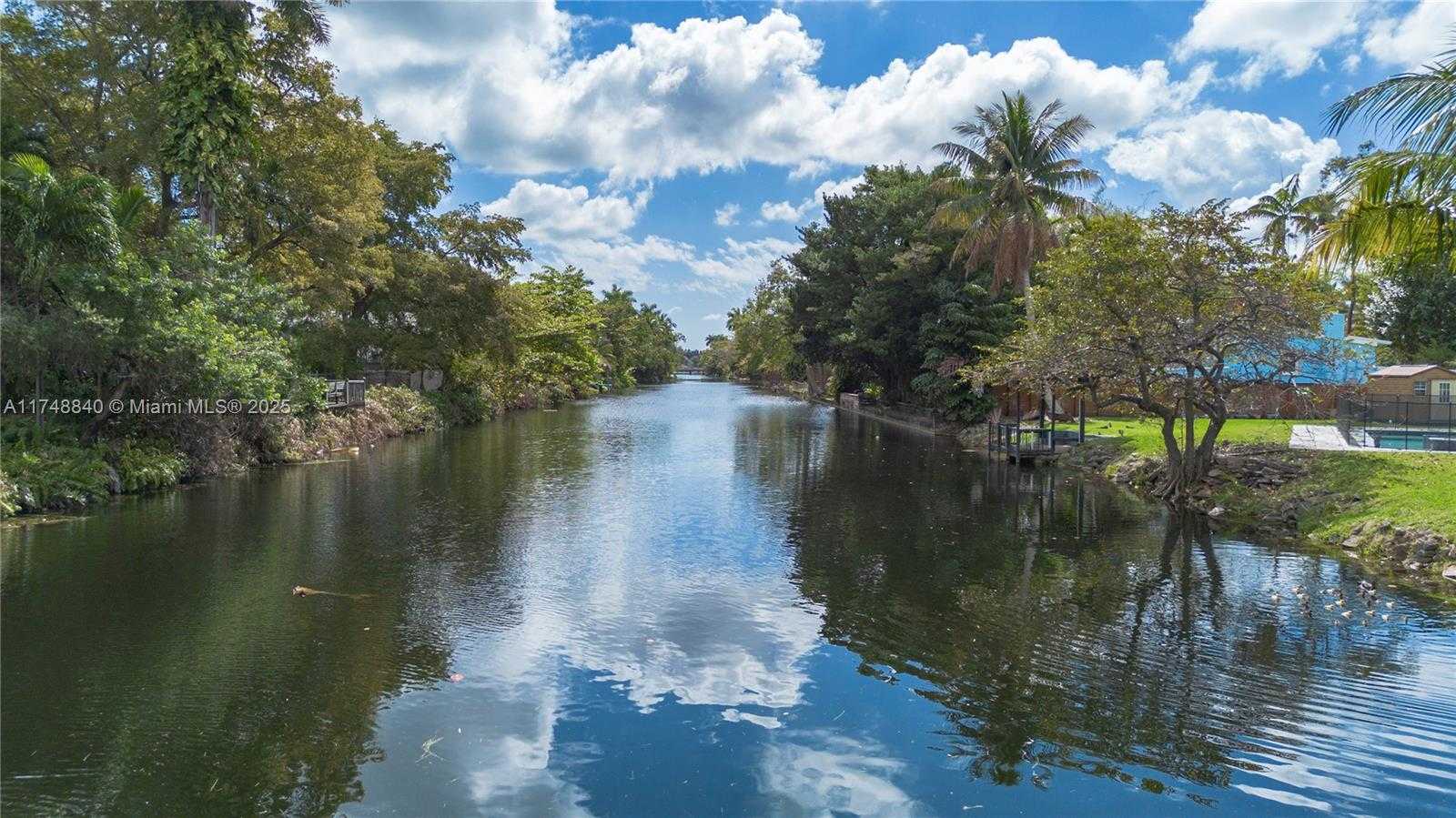 Small Image of 11701 WEST BISCAYNE CANAL RD, Miami Number 10
