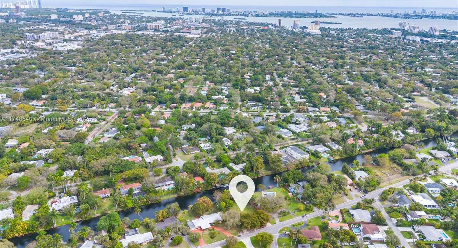 Small Image of 11701 WEST BISCAYNE CANAL RD, Miami Number 17