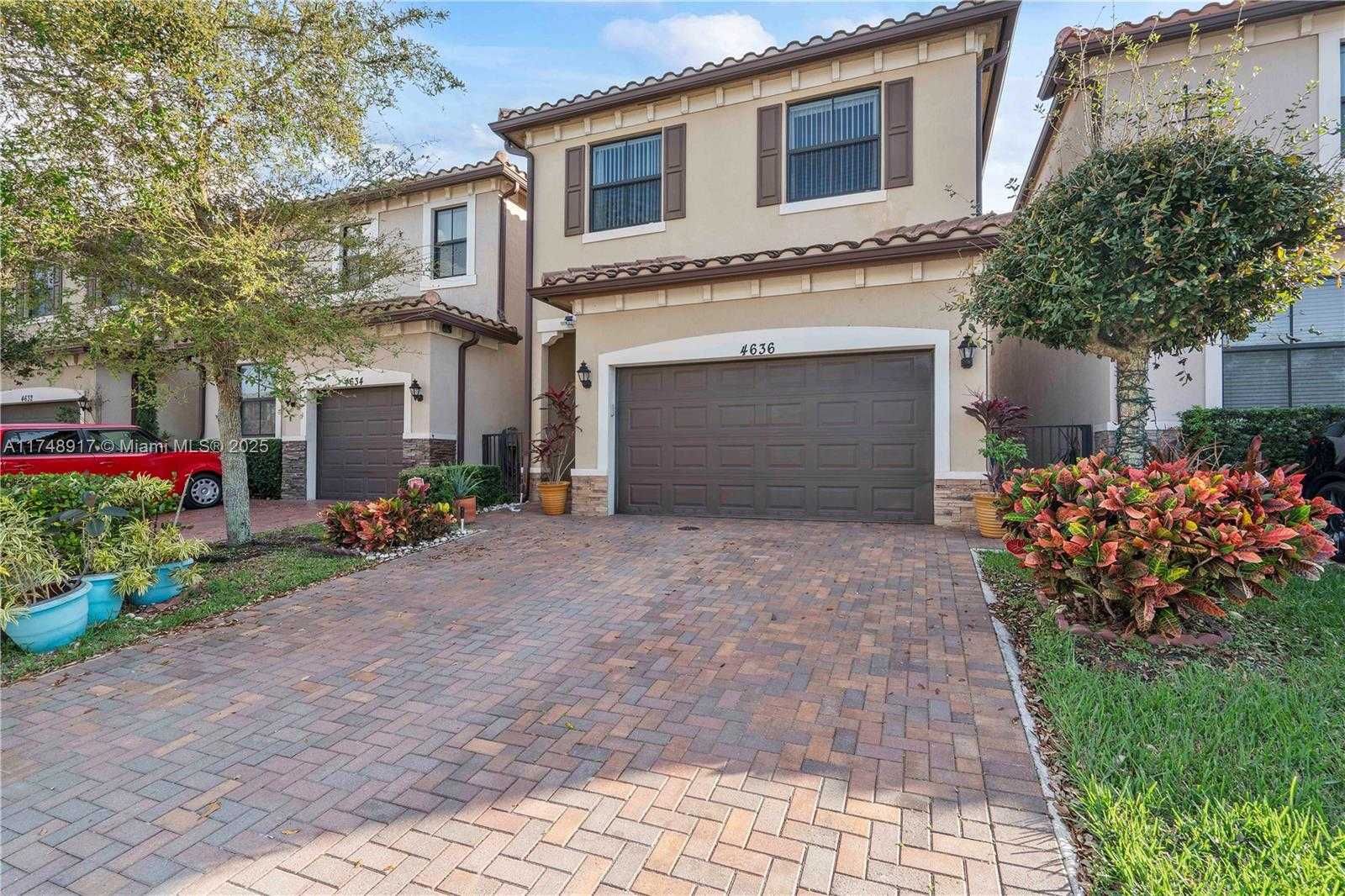 Small Image of 4636 NORTH WEST 58TH ST, Tamarac Number 3