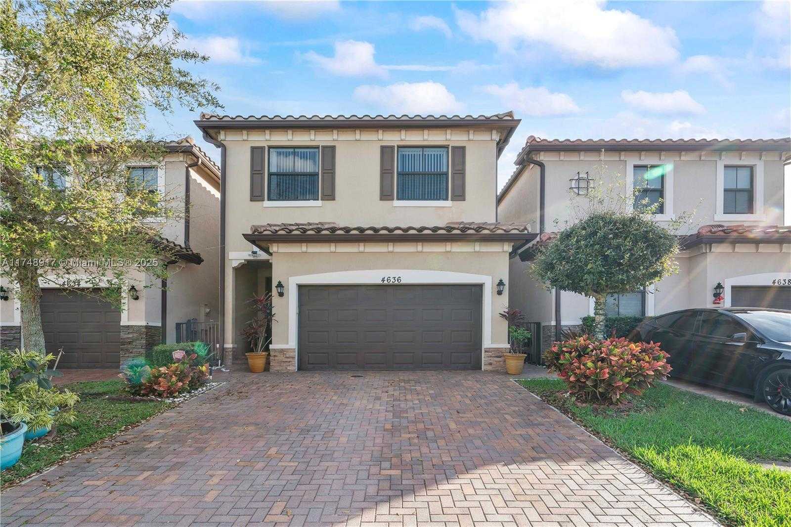 Small Image of 4636 NORTH WEST 58TH ST, Tamarac Number 4