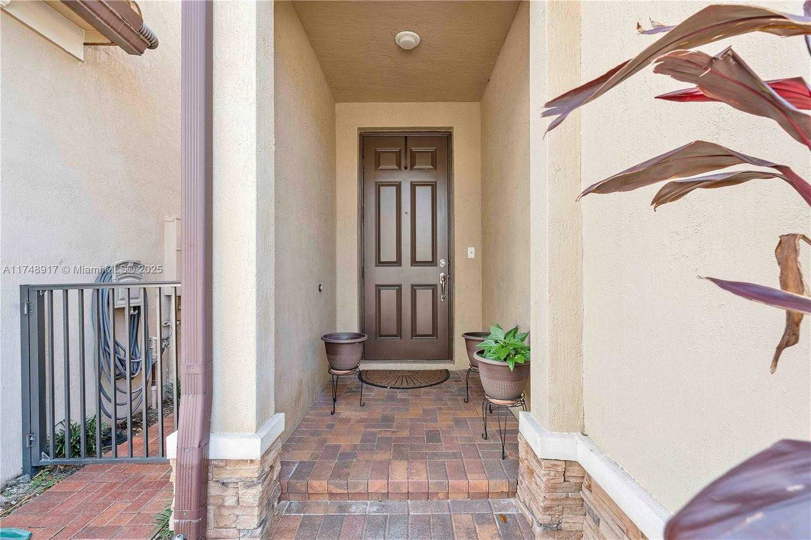 Small Image of 4636 NORTH WEST 58TH ST, Tamarac Number 7