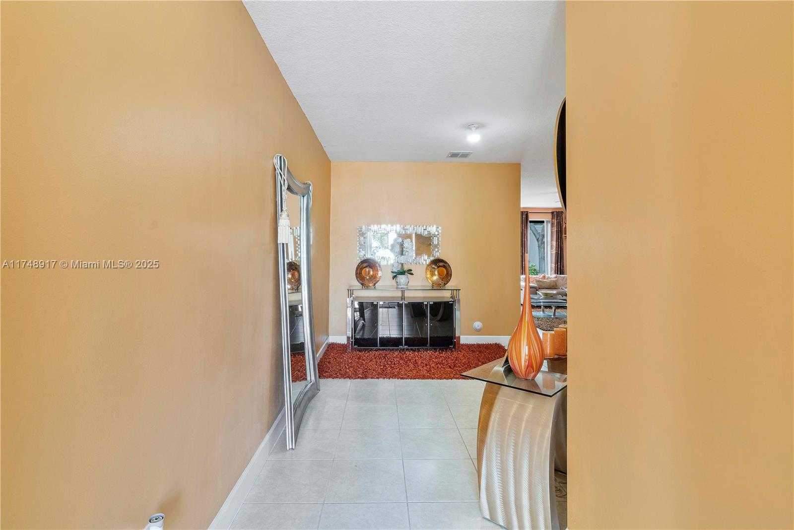 Small Image of 4636 NORTH WEST 58TH ST, Tamarac Number 8