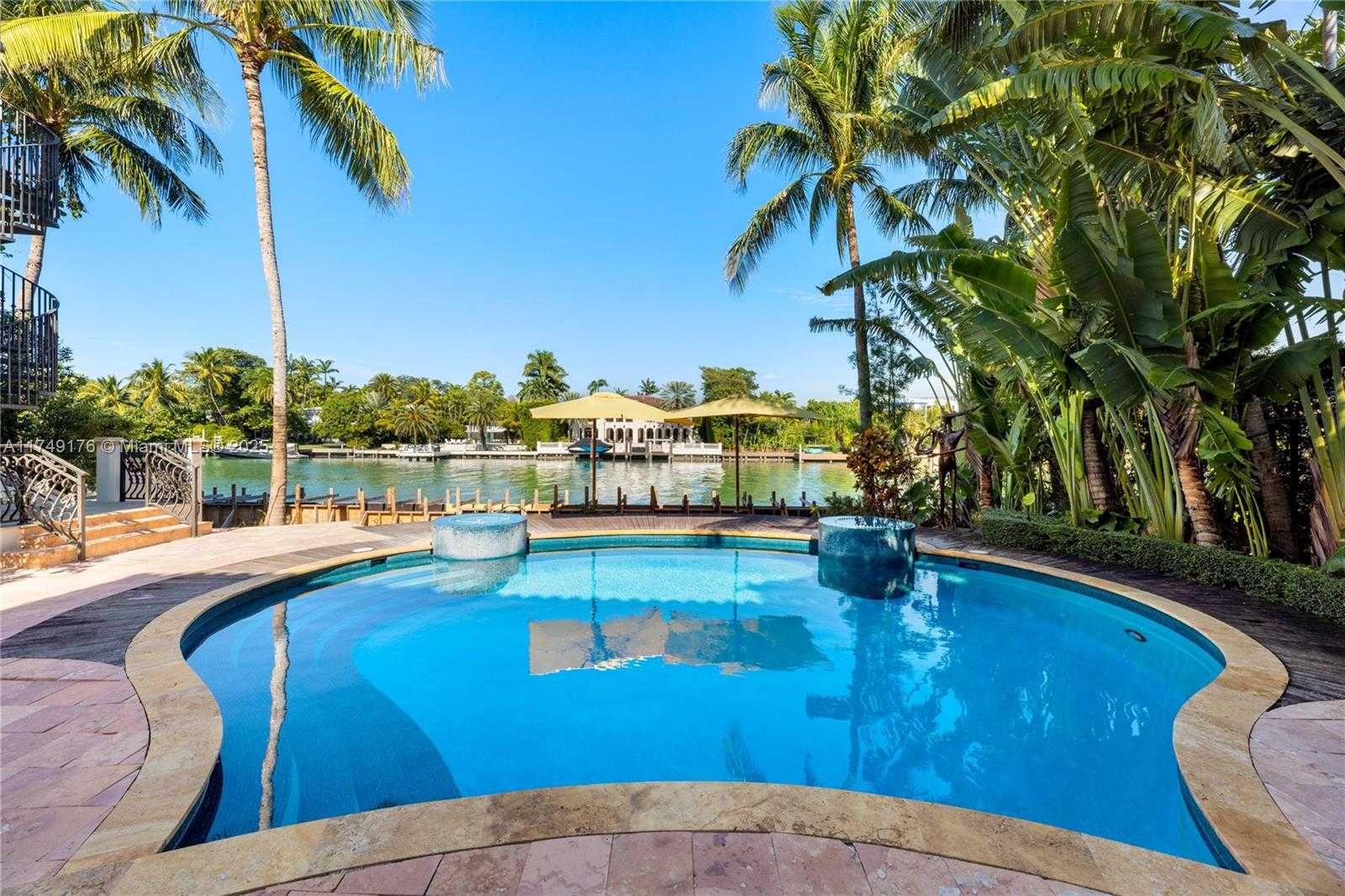 Small Image of 1535 WEST 27TH ST, Miami Beach Number 30