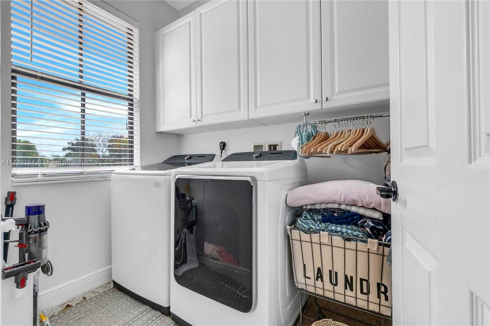 Small Image of 4038 NORTH WEST 85TH AVE, Cooper City Number 28