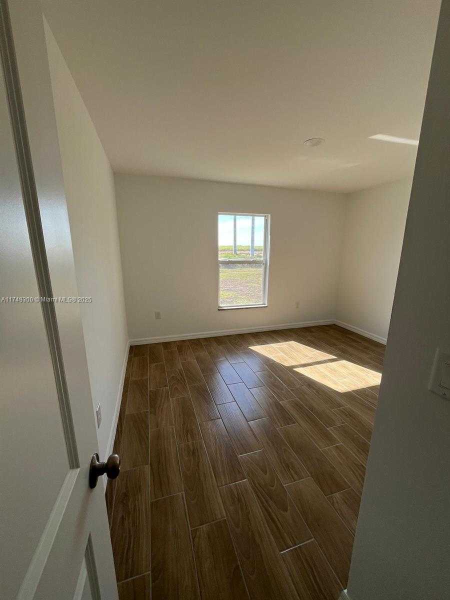 Small Image of 555 YEEHAW AVE, Clewiston Number 12