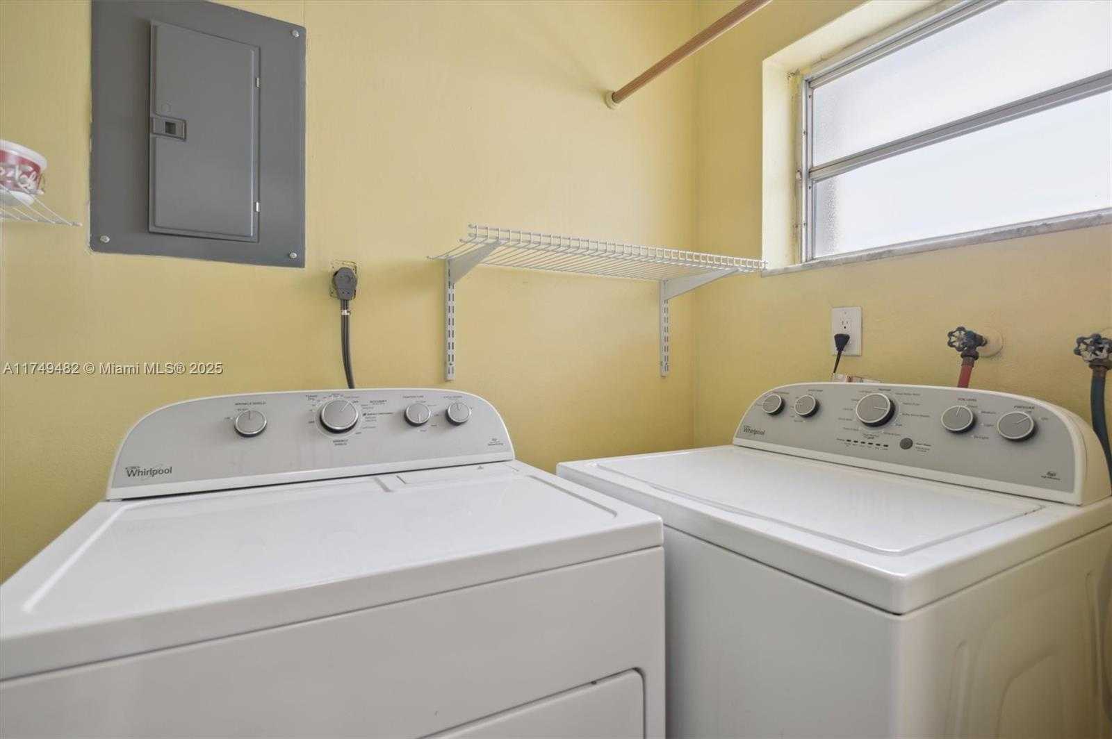 Small Image of 5707 NORTH WEST 85TH AVE, Margate Number 13
