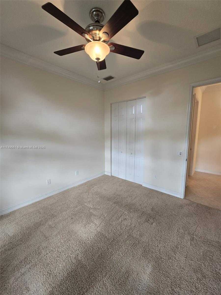 Small Image of 6855 SHAMROCK TRL, Boynton Beach Number 17