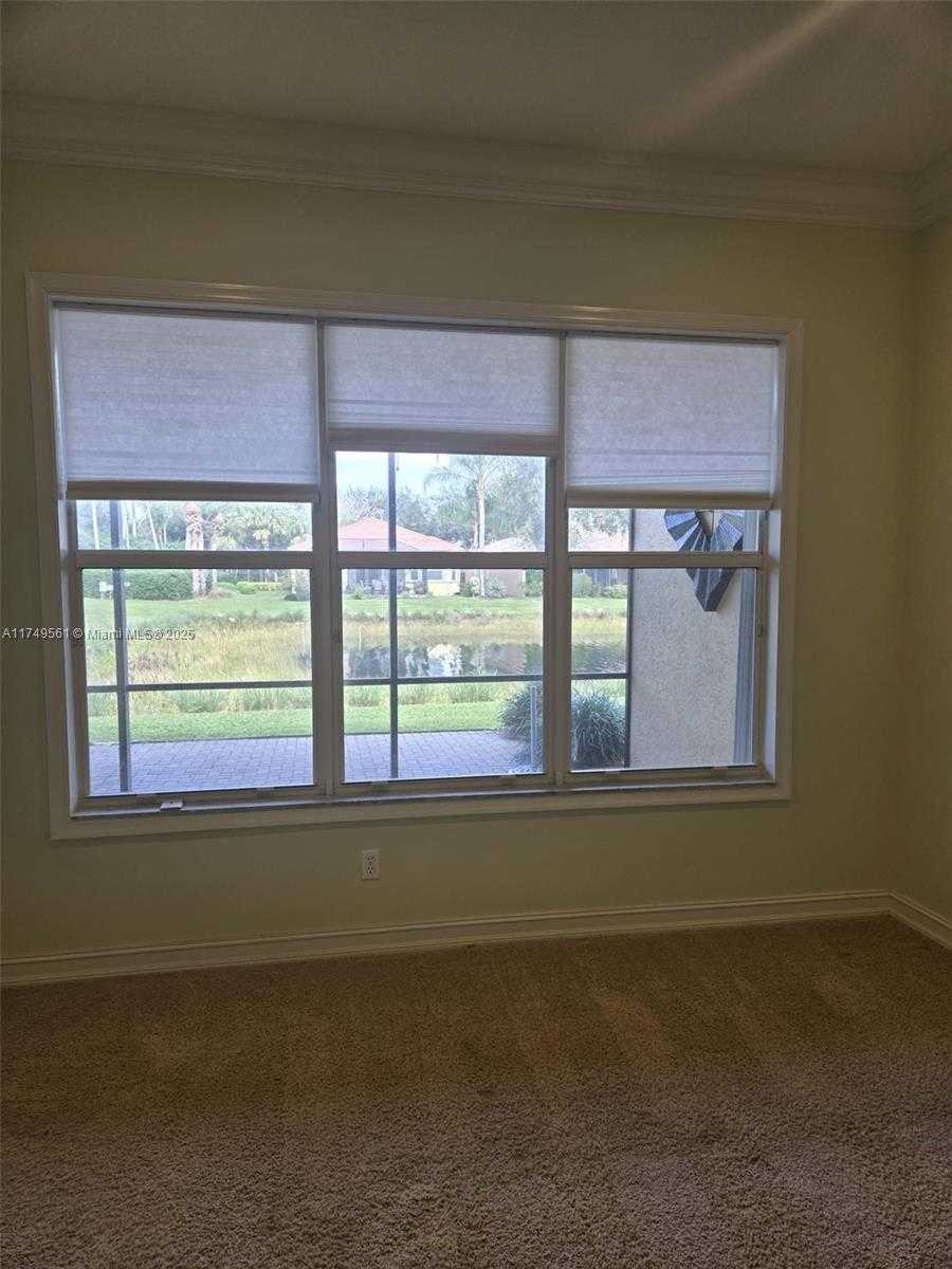 Small Image of 6855 SHAMROCK TRL, Boynton Beach Number 18