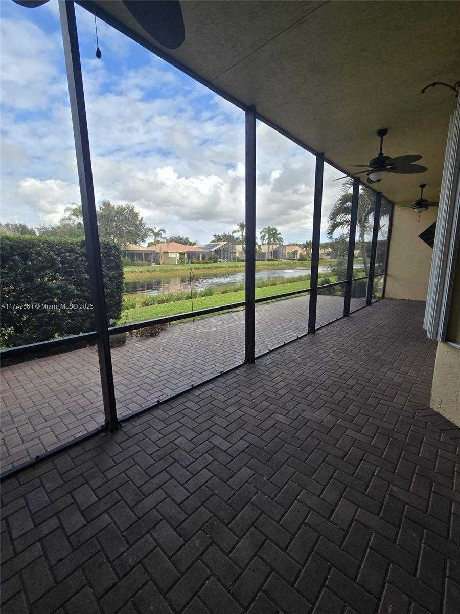 Small Image of 6855 SHAMROCK TRL, Boynton Beach Number 25