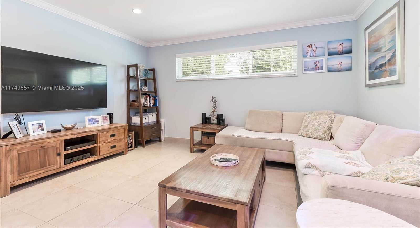 Small Image of 7405 SOUTH WEST 132ND ST, Pinecrest Number 11