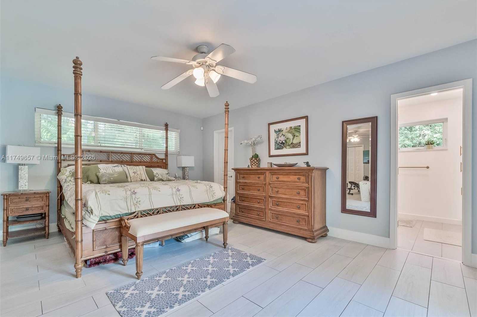 Small Image of 7405 SOUTH WEST 132ND ST, Pinecrest Number 13