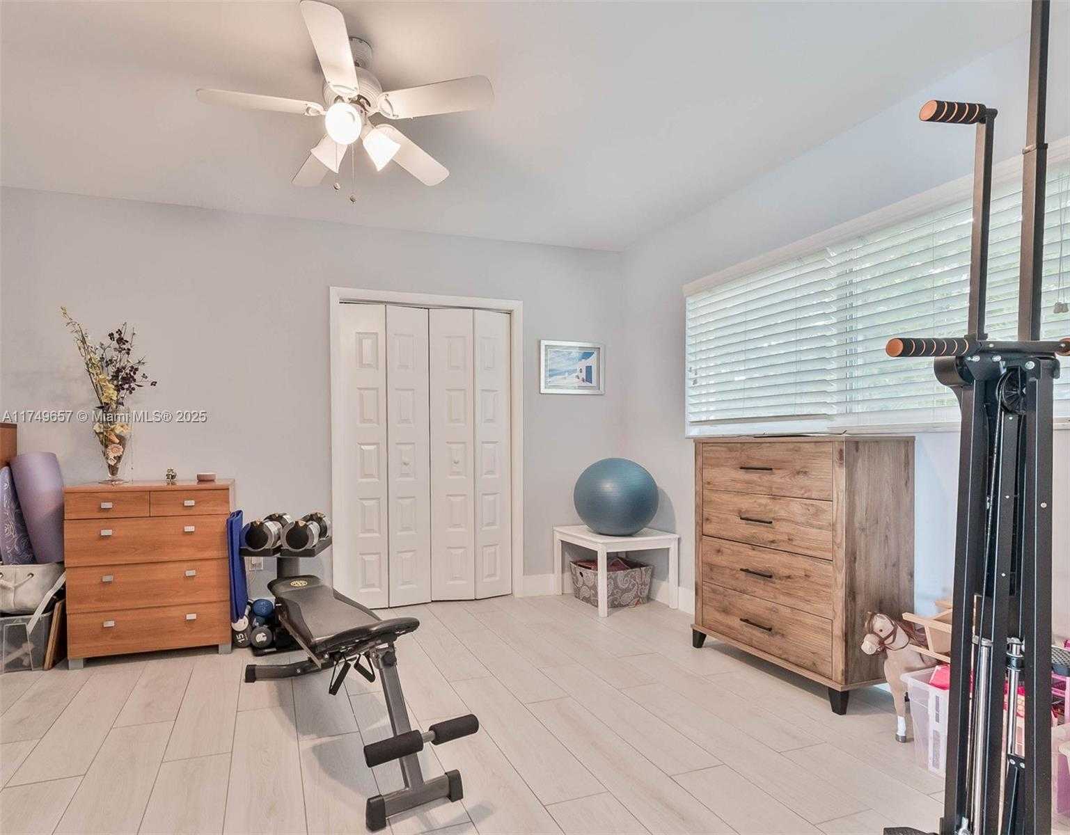 Small Image of 7405 SOUTH WEST 132ND ST, Pinecrest Number 16