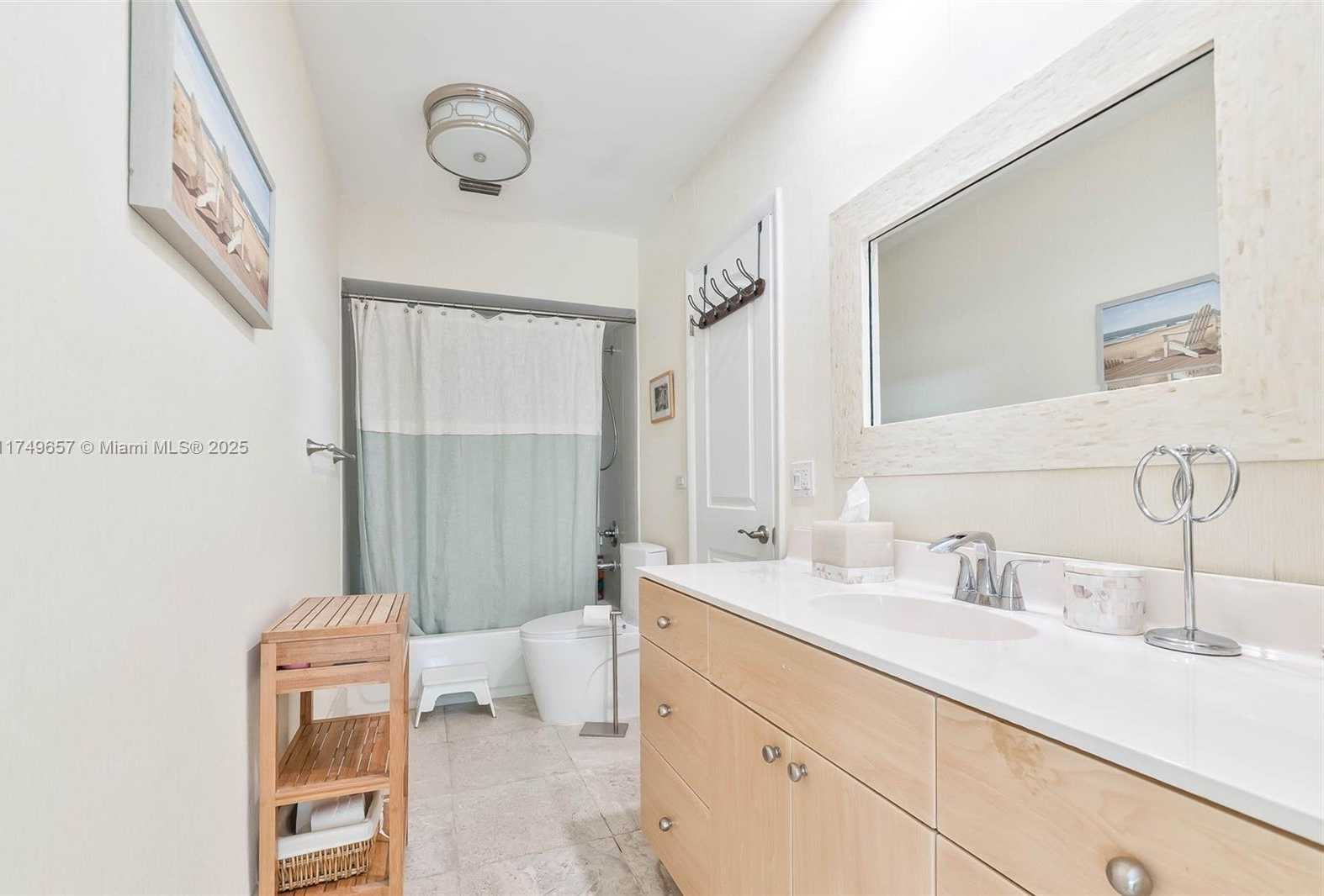 Small Image of 7405 SOUTH WEST 132ND ST, Pinecrest Number 19