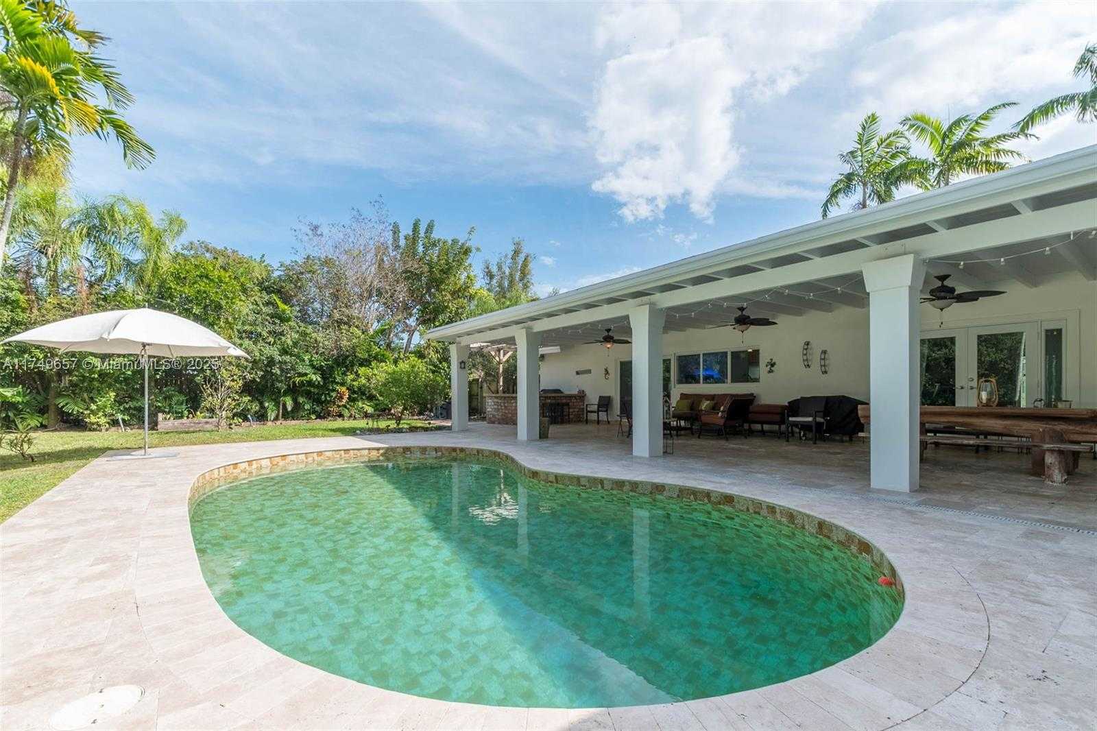 Small Image of 7405 SOUTH WEST 132ND ST, Pinecrest Number 23