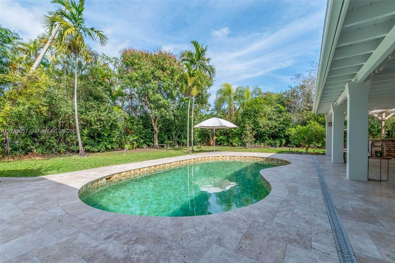 Small Image of 7405 SOUTH WEST 132ND ST, Pinecrest Number 25