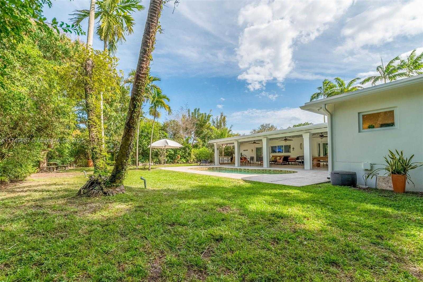 Small Image of 7405 SOUTH WEST 132ND ST, Pinecrest Number 27