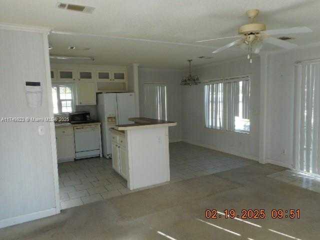 Small Image of 1901 SOUTH WEST 87TH TER, Davie Number 23