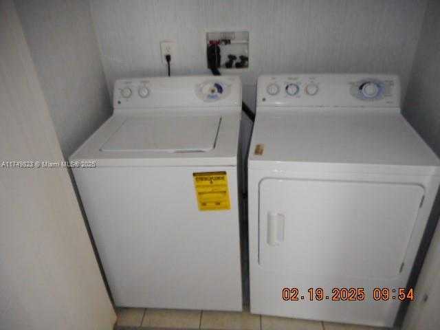Small Image of 1901 SOUTH WEST 87TH TER, Davie Number 43