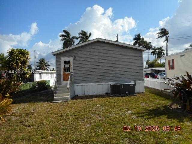Small Image of 1901 SOUTH WEST 87TH TER, Davie Number 50
