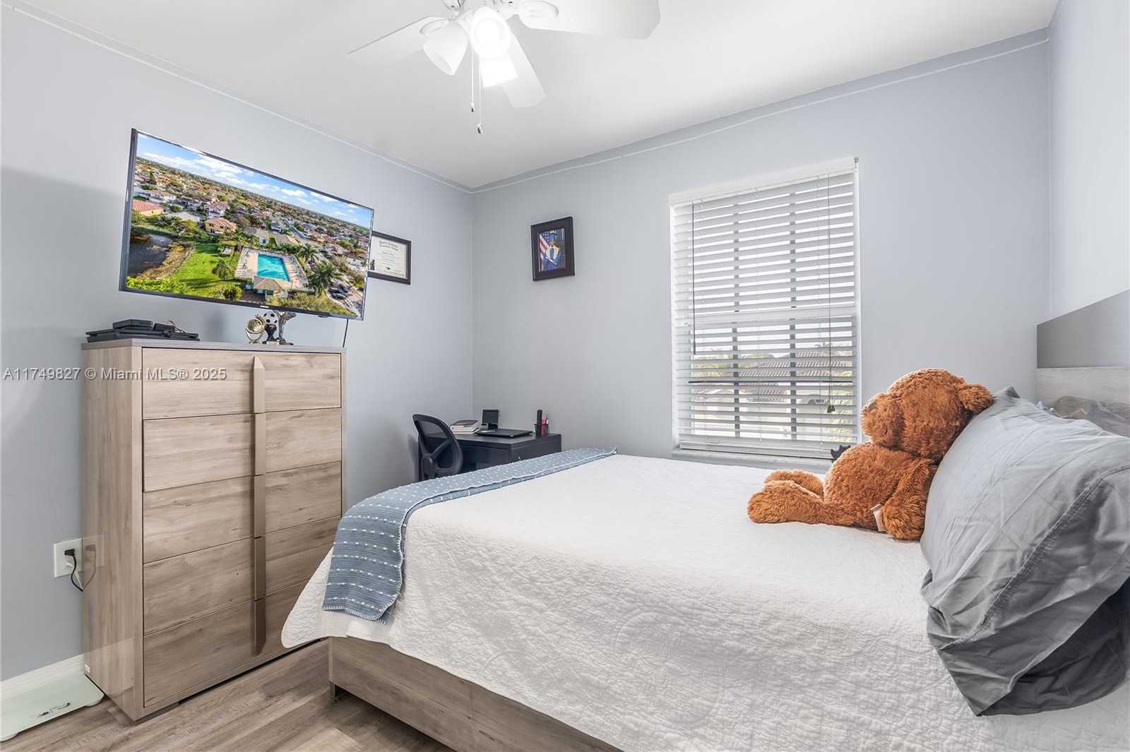 Small Image of 16452 NORTH WEST 22ND ST, Pembroke Pines Number 23