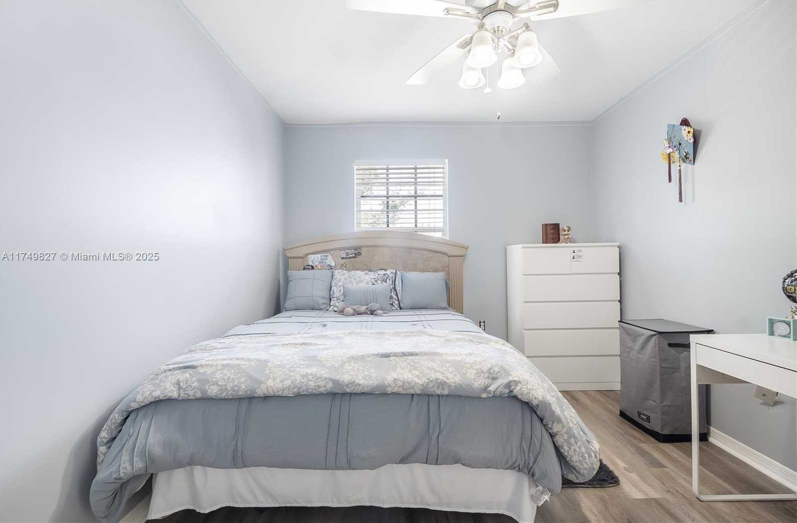 Small Image of 16452 NORTH WEST 22ND ST, Pembroke Pines Number 24