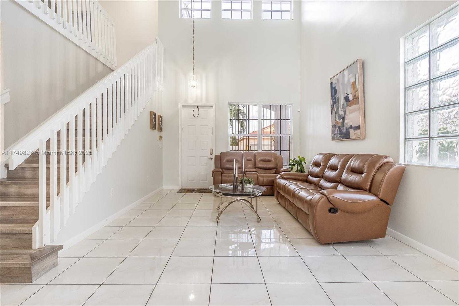 Small Image of 16452 NORTH WEST 22ND ST, Pembroke Pines Number 4
