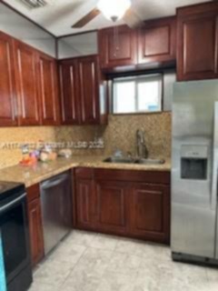 Small Image of 2459 FILLMORE ST, Hollywood Number 2
