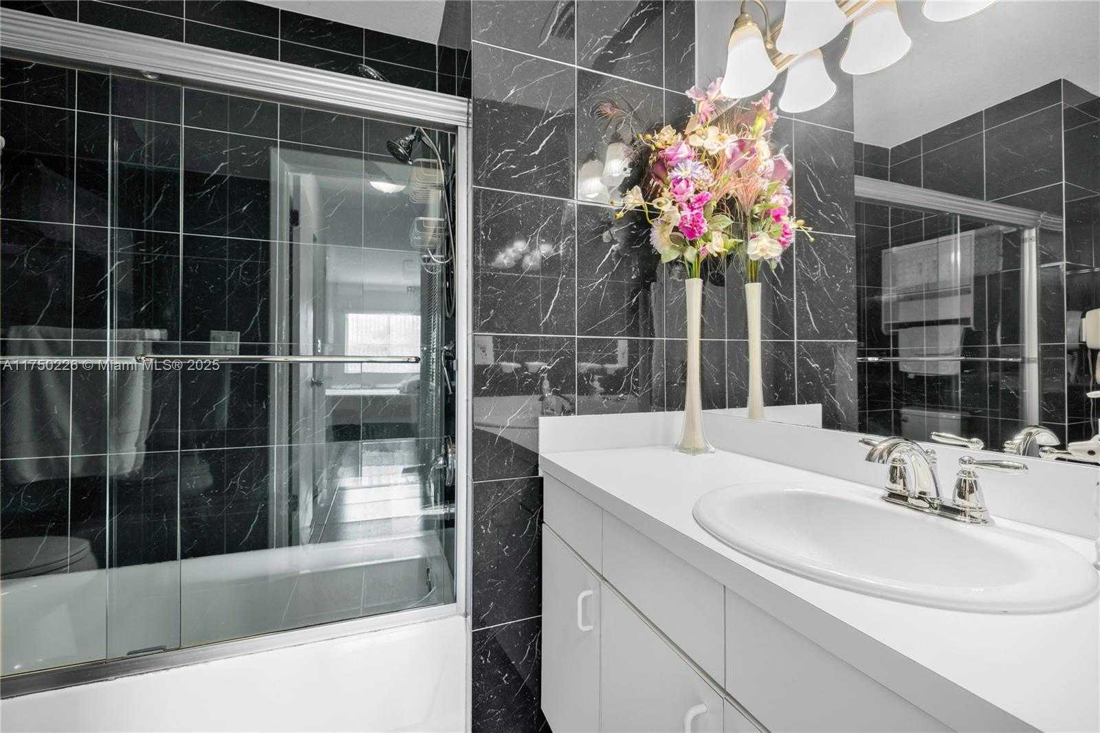 Small Image of 9951 SOUTH WEST 218TH TER, Cutler Bay Number 12