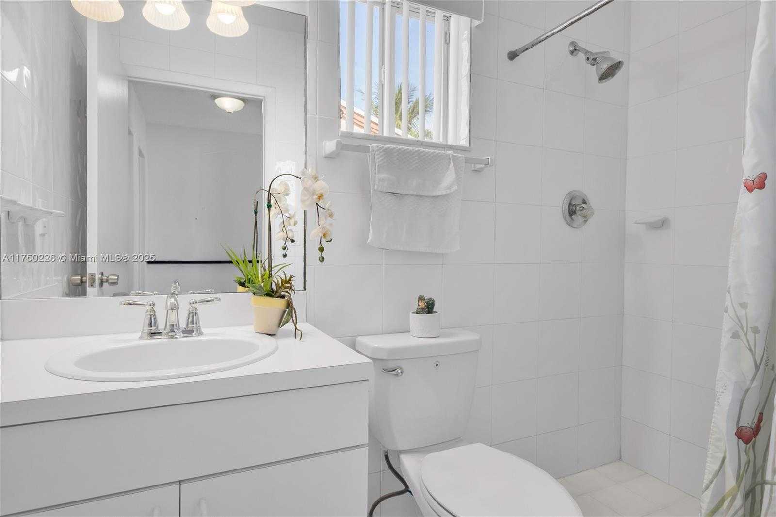 Small Image of 9951 SOUTH WEST 218TH TER, Cutler Bay Number 15