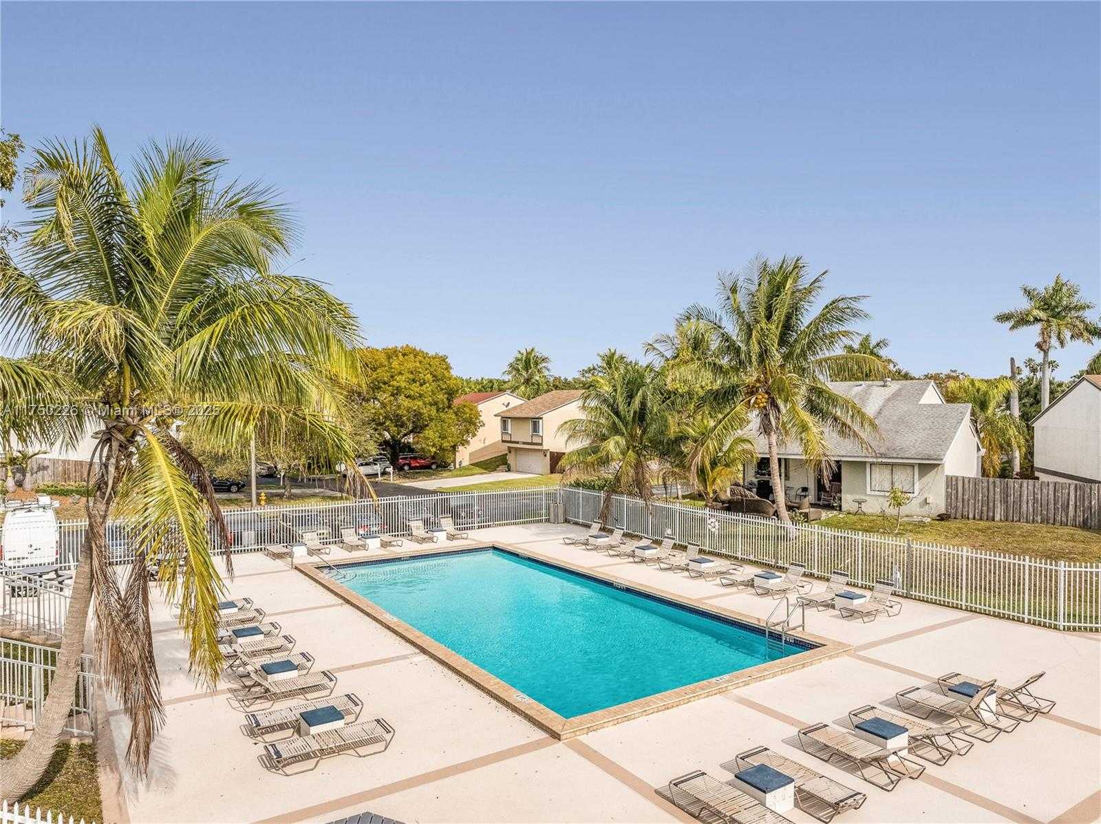 Small Image of 9951 SOUTH WEST 218TH TER, Cutler Bay Number 27