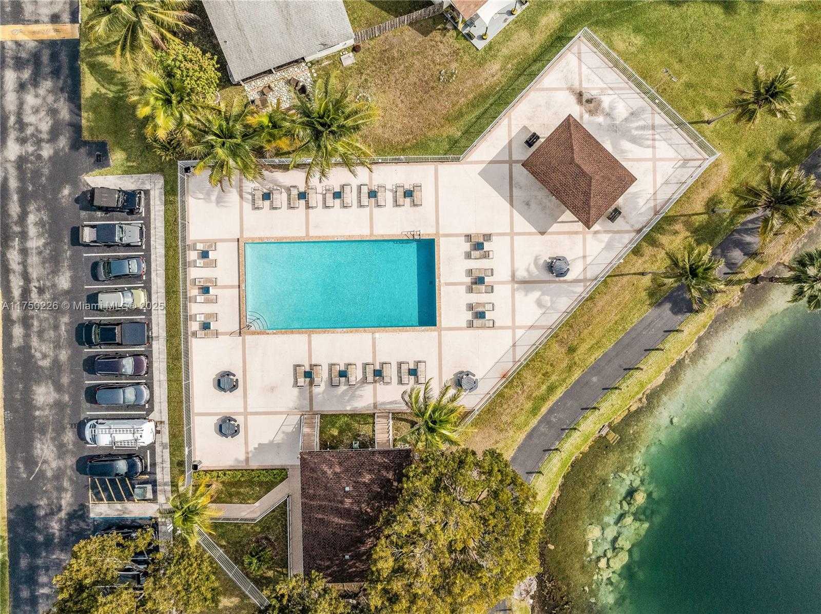 Small Image of 9951 SOUTH WEST 218TH TER, Cutler Bay Number 28