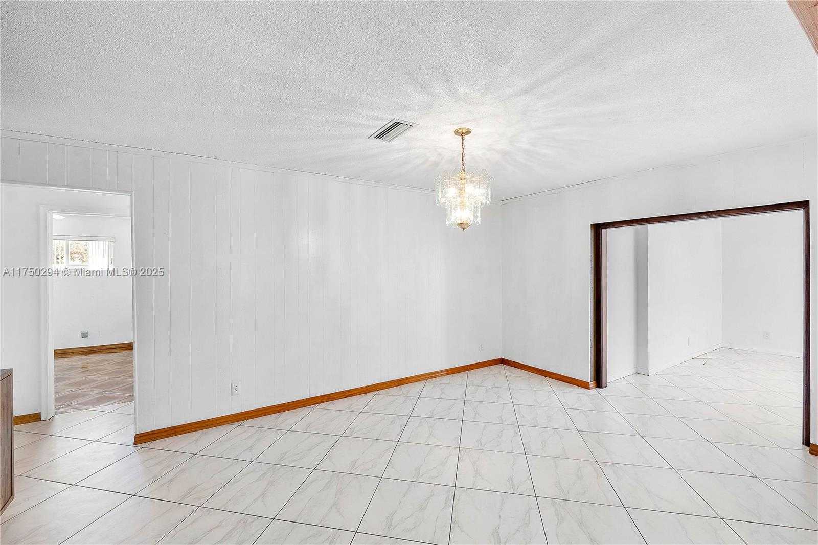 Small Image of 5300 ADAMS ST, Hollywood Number 12