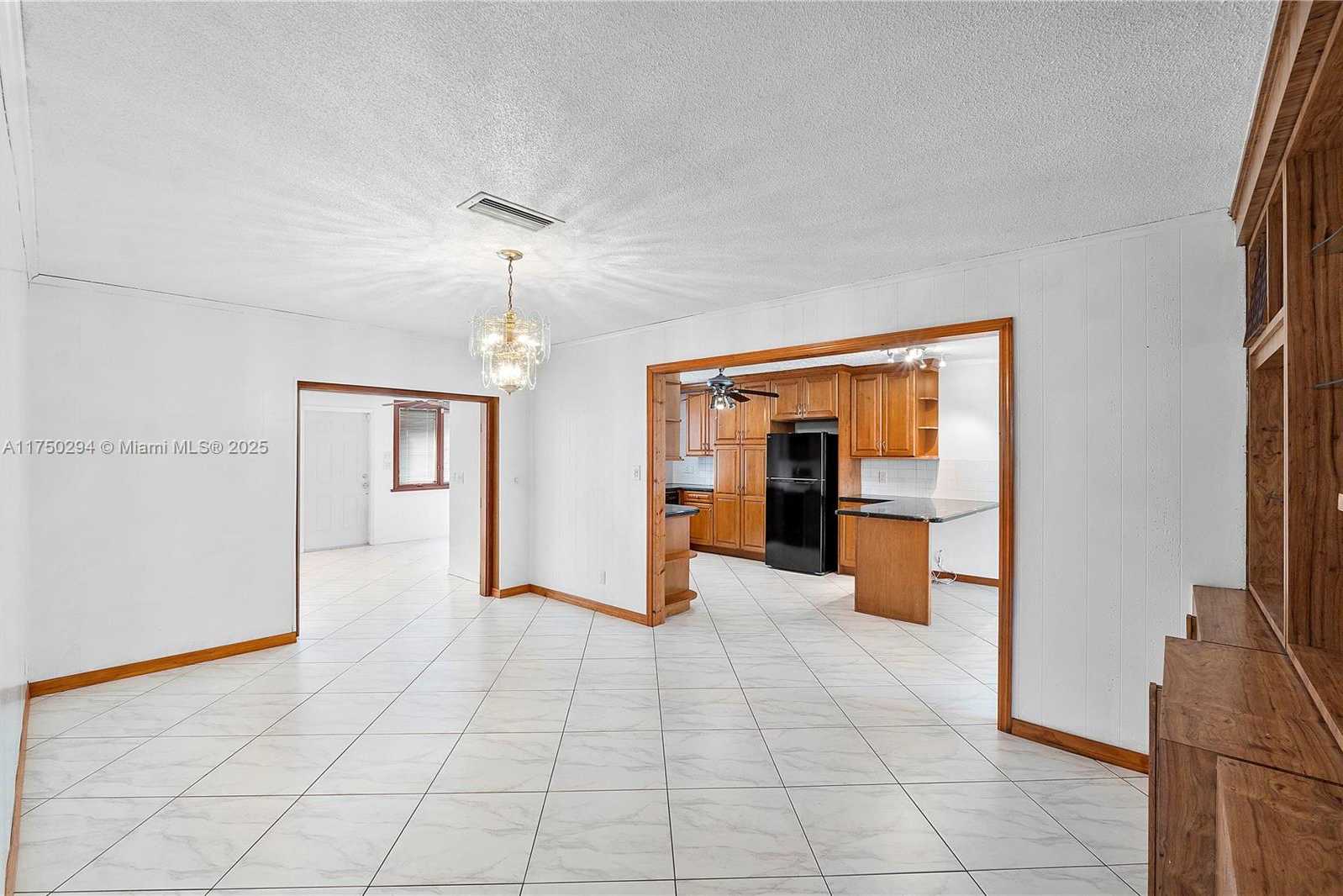 Small Image of 5300 ADAMS ST, Hollywood Number 14