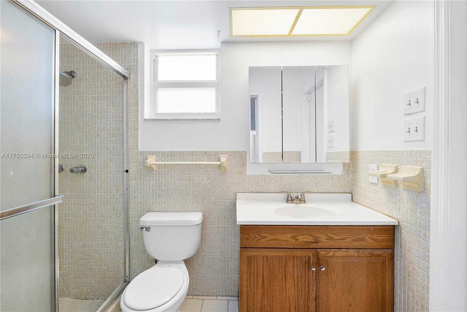 Small Image of 5300 ADAMS ST, Hollywood Number 31