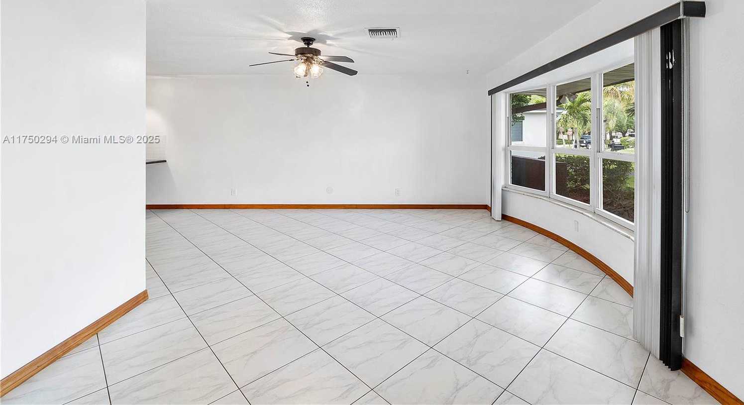 Small Image of 5300 ADAMS ST, Hollywood Number 5